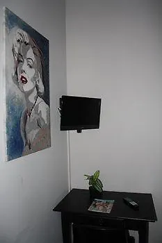 *** Hotel Brothers And Sisters Bed And Breakfast Italy