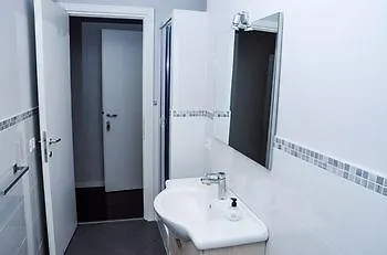 Brothers And Sisters Bed And Breakfast Hotel Rome
